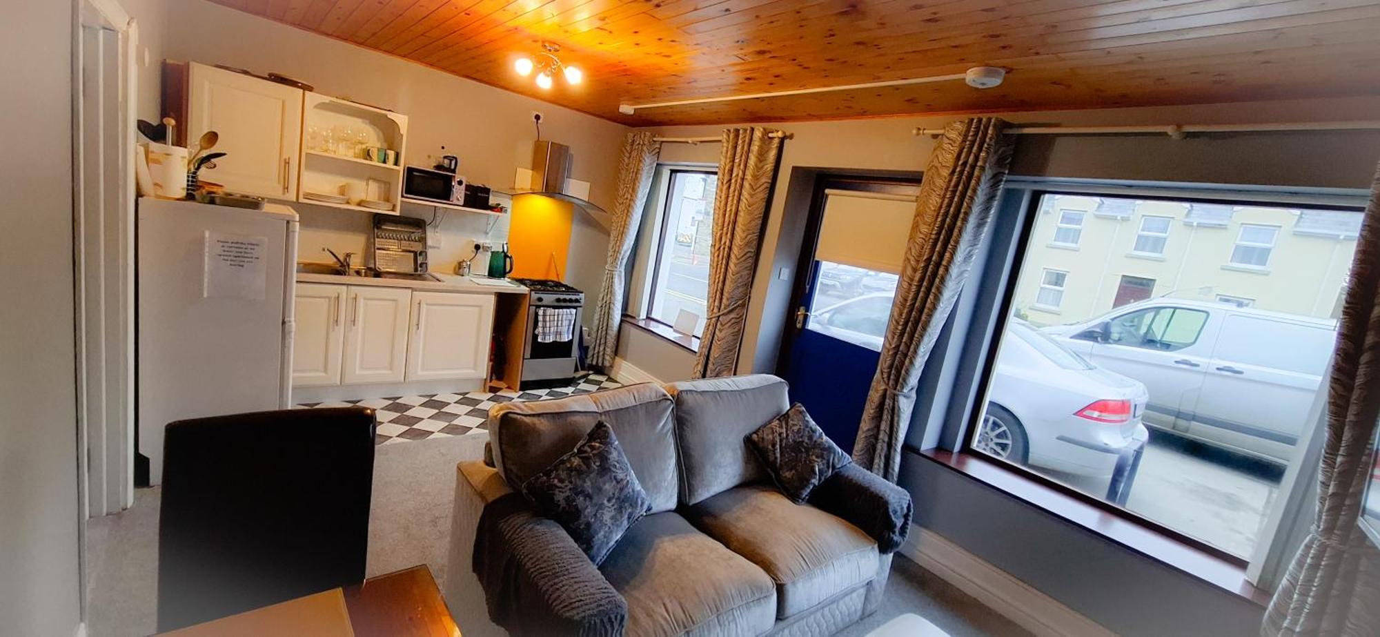 Blue Door Apartment Main St, Carrigart, F92Hc04 Dış mekan fotoğraf