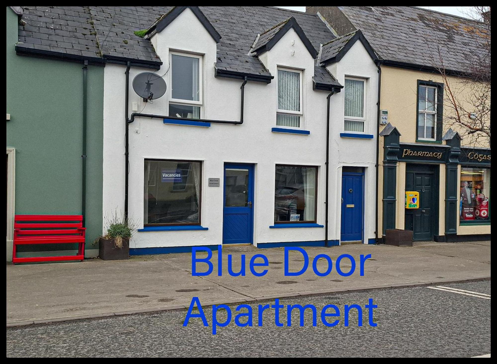 Blue Door Apartment Main St, Carrigart, F92Hc04 Dış mekan fotoğraf