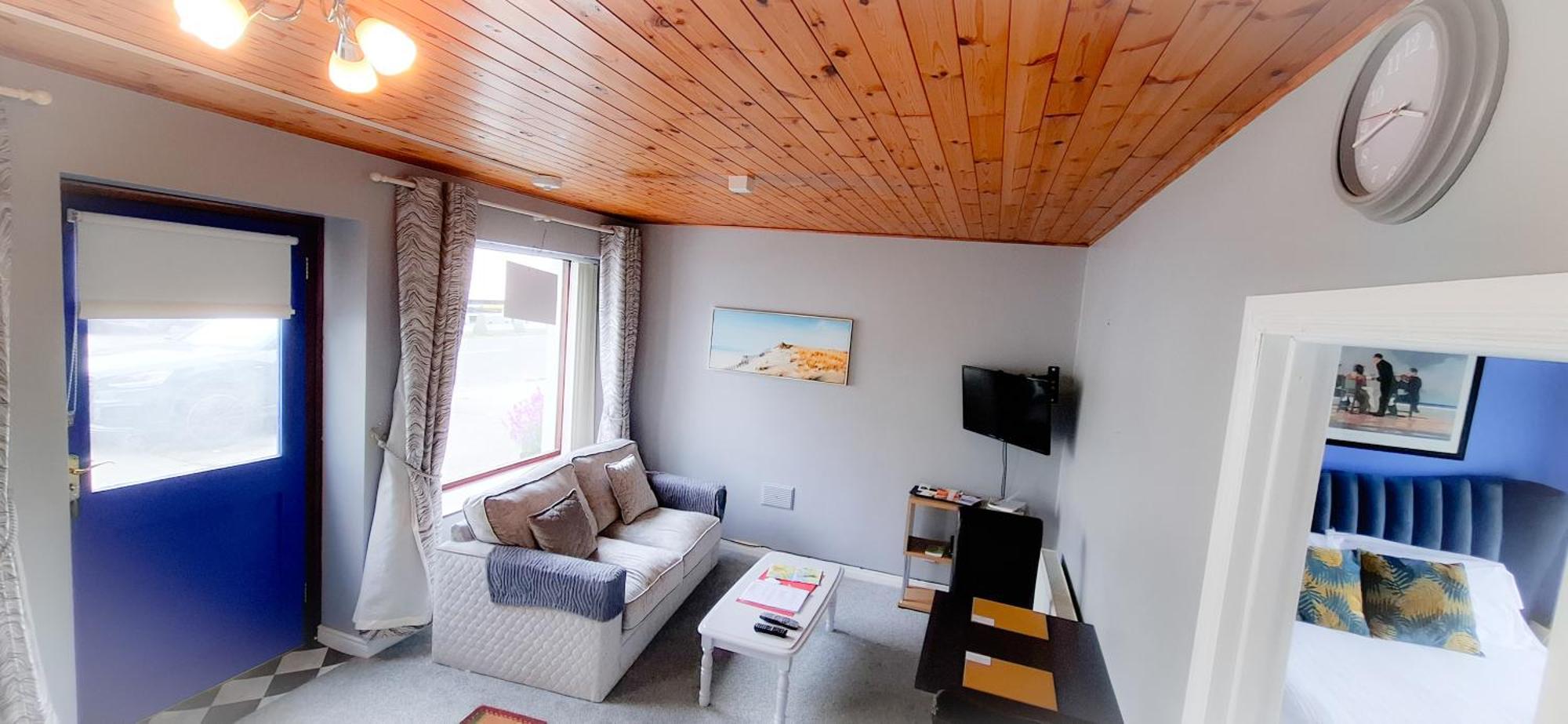 Blue Door Apartment Main St, Carrigart, F92Hc04 Dış mekan fotoğraf